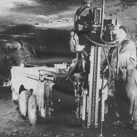 Joy RBD 15 roof bolter