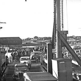 *Stockton motor vehicle punt, Stockton, NSW, [1946]