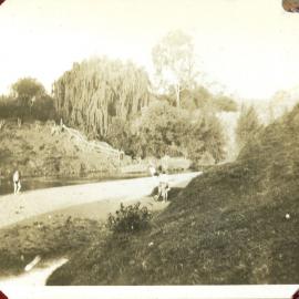 Unidentified location on river, c. 1930s-1940s