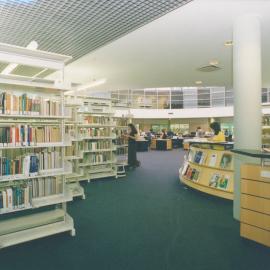 Central Coast Campus Library (before the construction of the internal stairs) [1995-1999].