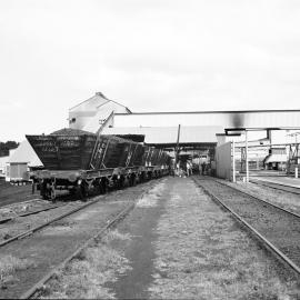 Last day of dumping waggons at Hexham Coal Preparation Plant, Hexham, NSW, 21 September 1987,