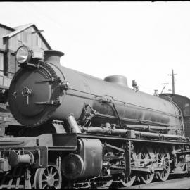 VR, X Class, No. 34 Mikado type, North Melbourne Locomotive Depot, North Melbourne, Vic, [1930s]