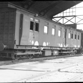 QGR, travelling post office carriage and carriage set, Rockhampton, Qld, [1950s]