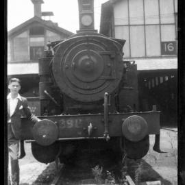 QGR, 6D-13 1/2 No.398, Mayne Locomotive Depot, Brisbane, Qld, [1930s]