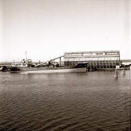 M.V. Hexham Bank, Hexham, NSW, 21 August 1974