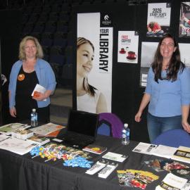 Ruth Talbot-Stokes and Amanda Valent - Great Hall,  University of Newcastle - Open Day, 28 August 2010