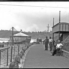 [Newcastle Beach and promenade, Newcastle, NSW, 12 February 1912]