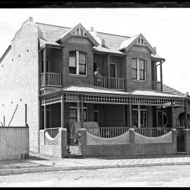Medlow and Wiroth, Zaara Street Newcastle East, [April 1911]