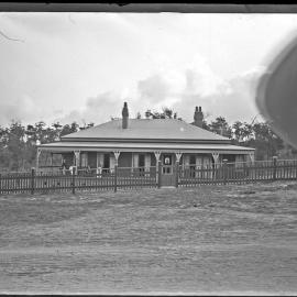 [Hunter P Brett's residence, Russell Road, New Lambton, NSW, 1908]