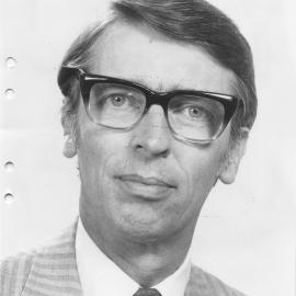 Dr. C. du V. Florey (Medicine), the University of Newcastle, Australia