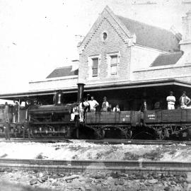 NSWGR, E-17 Class, work train, Emu Plains, [1884]
