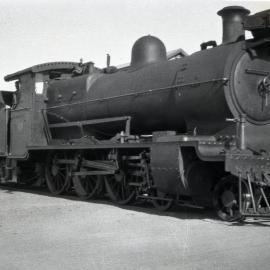 Silverton Tramway & Co. A-Class No. 18 4-6-0 Type on passenger service at Sulphide Street Station, Broken Hill, [1930s]