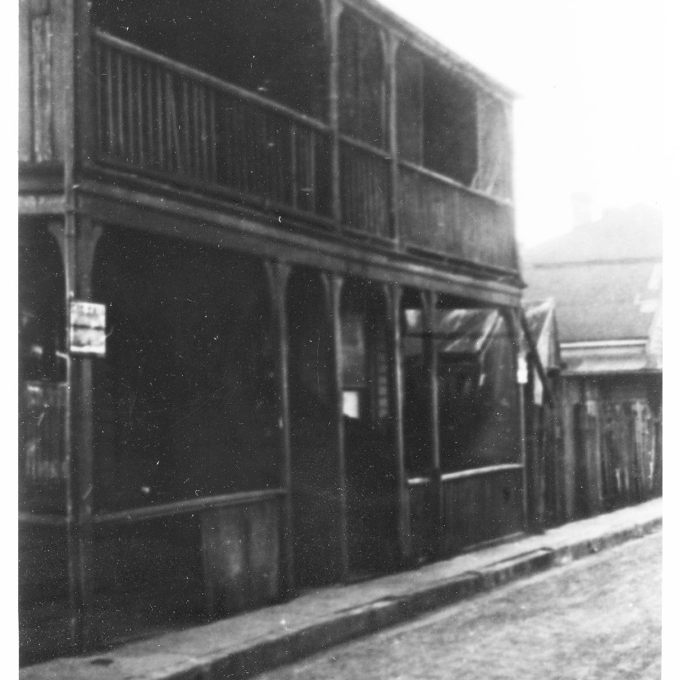 [Two storey building at corner of Laman and Auckland Streets], Cooks Hill, NSW, NSW 1938