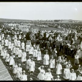 Centenary school display, old racecourse, Newcastle, NSW, 17 September 1897