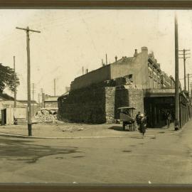 Demolition of the coal bridge over Hunter Street, Newcastle, NSW, [1923]