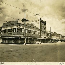 Corner of Brown and Hunter Street, Newcastle, 1935