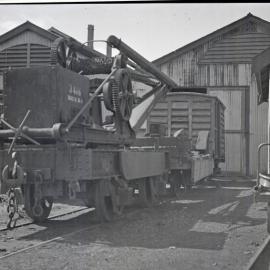 SAR, Travelling Crane No. 1316, Naracoorte Locomotive Depot, [1950] 
