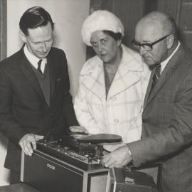 Professor E.O. Hall (Metallurgy) with visitors