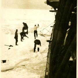 Stuck in the pack ice, Antarctica