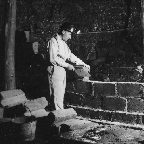 Baden Howard, Bricklayer. Recorded 19 April 1983. Part 1/3.