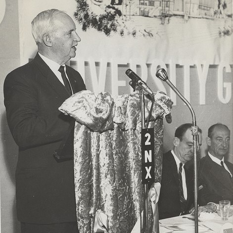 Lord Mayor Frank Purdue