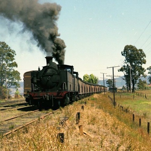 Bill Farrimond (1900-1996) - Fettler on the Aberdare line. Recorded 4 December 1983. Part 1/1.