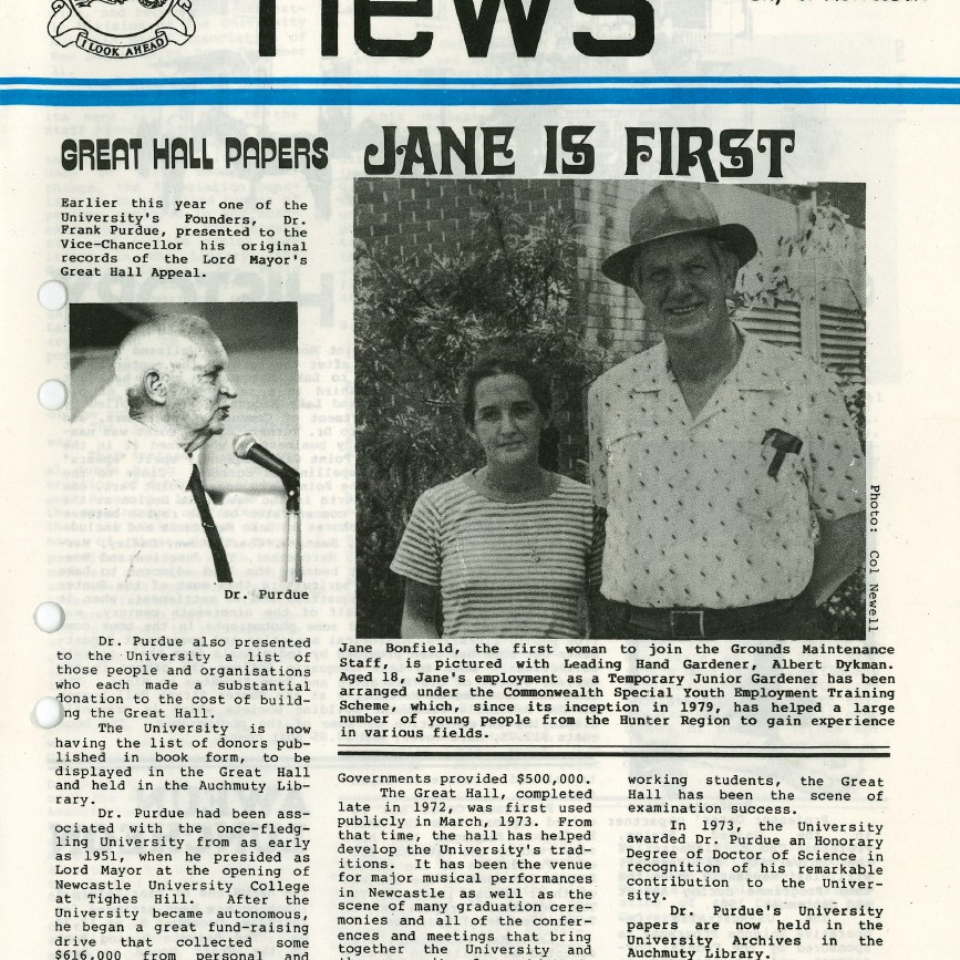 The University News, Vol. 8, No. 21, November 25 - December 9, 1982