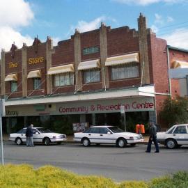 Community and Recreation Centre, Vice-Regal visit to Kurri Kurri, NSW, 17 July 1989