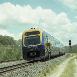 The Northern Tablelands Explorer drops down towards Antiene, NSW