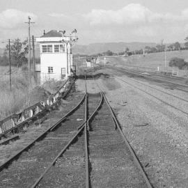 Home signal and signal box at St Heliers, NSW