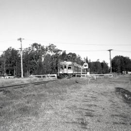 638 at Blackalls, passing Bus Stop sign, 9 March 1990, Fassifern - Toronto Line.
