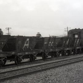 Transfer of 5 private air hoppers from Hexham to Liddell Colliery at Singleton, 30 May 1988, Richmond Vale Railway