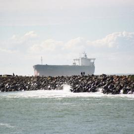 'Cape Oceania' entering Newcastle, BHP, taken from tug 'Wato', 8th July 2001