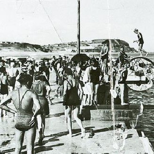 Merewether & its Beach - Alice Ferguson - 21 September 1989 