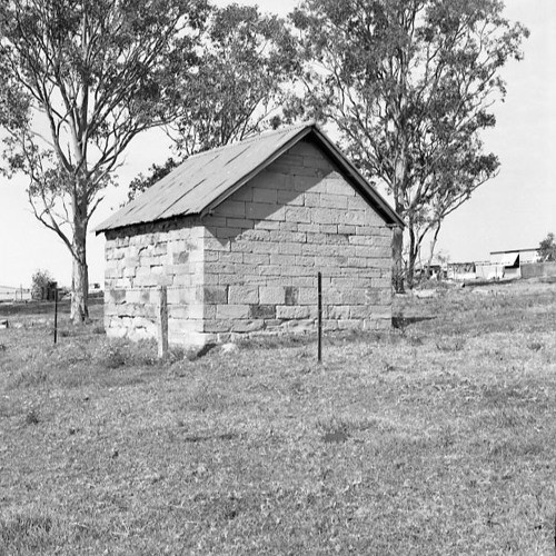 "Porphry" property at Seaham - Lucy Ralston - October 1987