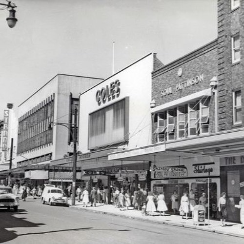 Trams & the Hunter Street Mall - Emily Mahoney, Len & Stella Smith - 11 August 1988