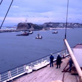 P & O Arcadia entering into Hunter River at Nobby's Lighthouse, Newcastle, NSW, 20 October 1975