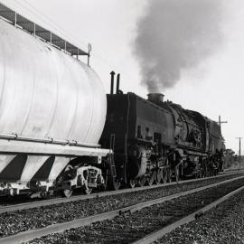 6009, Garratts, up goods, 22 November 1971, Cockle Creek, NSW