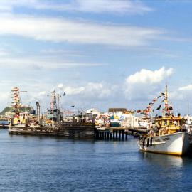 Boats, Newcastle Harbour, NSW, February 1989