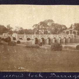 The Second Lock, Barrage