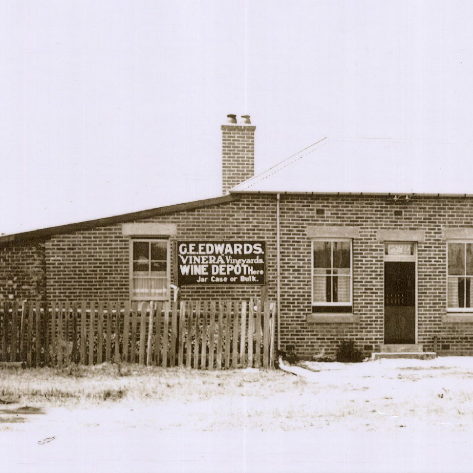 Jack Barrett (1904-1991) - Sawyers Gully & environs. Recorded 8 November 1983. Part 2/2