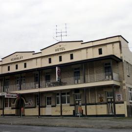 Kearsley Hotel, Kearsley, June 1986