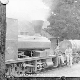 "Log train [at Geeveston]", [n.d.]