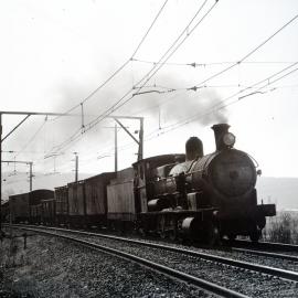 NSWGR D50 locomotive, no. 5171, hauling freight, unidentified location, [n.d.]