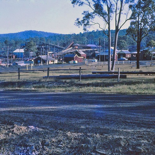 Bob White (c. 1922-2009) - Chief clerk, Maitland Main Colliery. Recorded 14 December 1987. Part 1/2