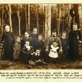 Family photo of John and Sarah Bowden, 1903