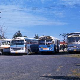 Personality Tours Mercedes TV-592, Unknown Bedford Coach 5563, PTC Leyland Leopard 3665 (HCVA Tour), Blue Ribbon Coaches Hino 5907, Oak Dairy Restaurant, Peat's Ridge, NSW, 24 May 1975
