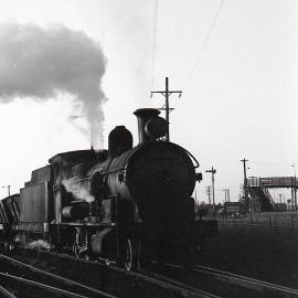 Locomotive 5262 in Brown’s Siding, Hexham, NSW, 1 September 1972