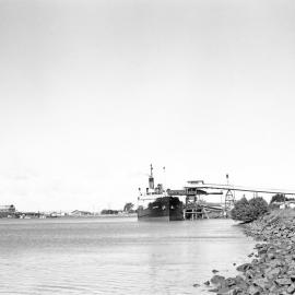 McIlwraith McEacharn Collier Mortlake Bank, South Arm, Hunter River, Hexham, NSW, 18 May 1968