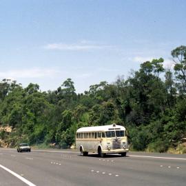Bill Summerell White (bus), Pacific Highway between Newcastle & Peats Ridge, NSW, 23 December 1984